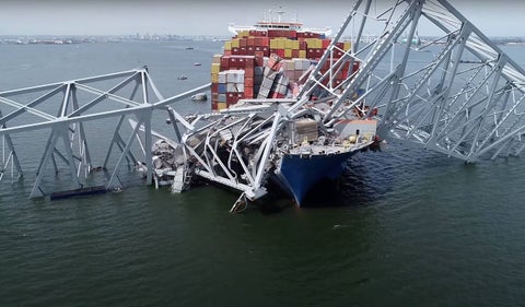 Buque se estrelló contra puente de Baltimore