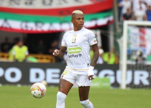 Billi Arce, jugador de Once Caldas en duelo de la fecha 13 de la liga