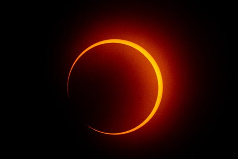 Expectativa por el eclipse de sol del 8 de abril