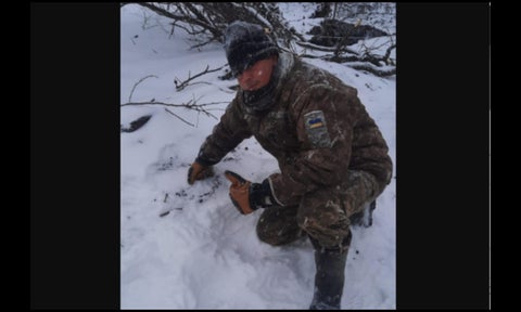 Naín Santana, combatiendo en Ucrania en la guerra que libra con Rusia.