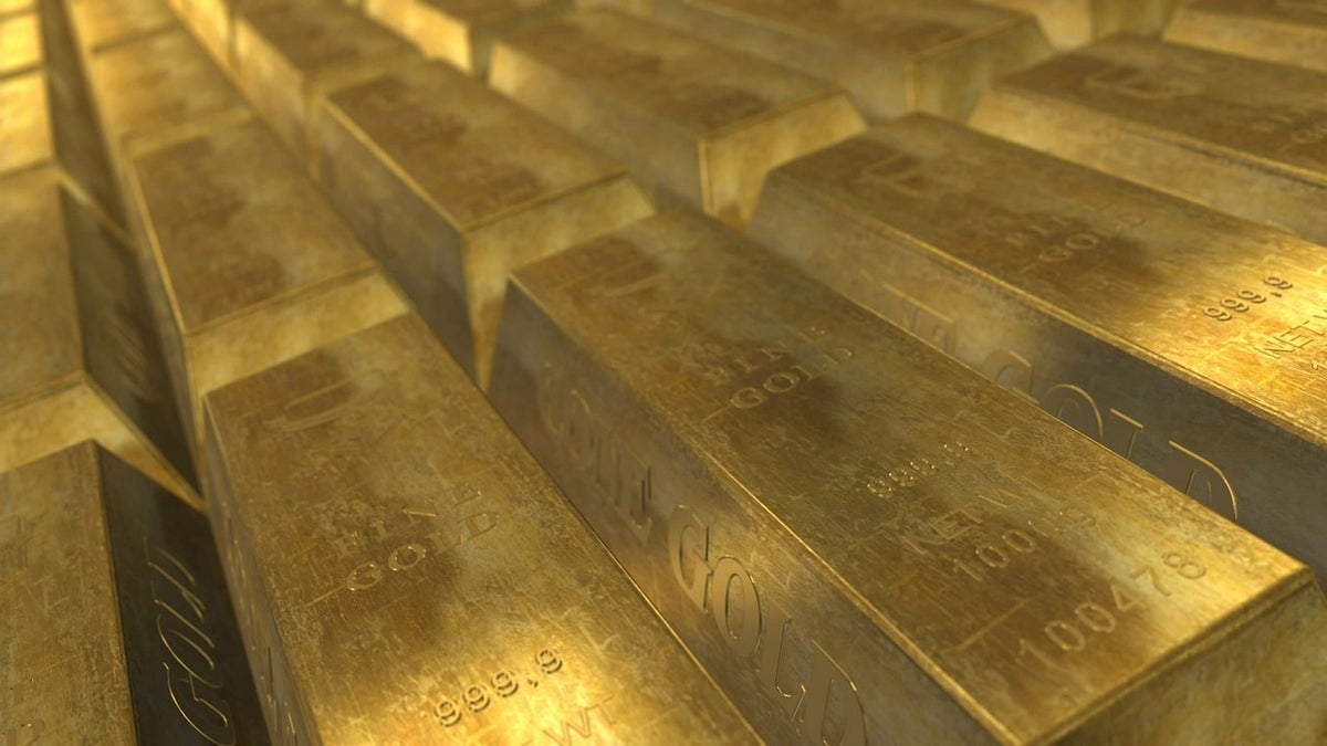 Precio del oro tocó techo este viernes 8 de marzo