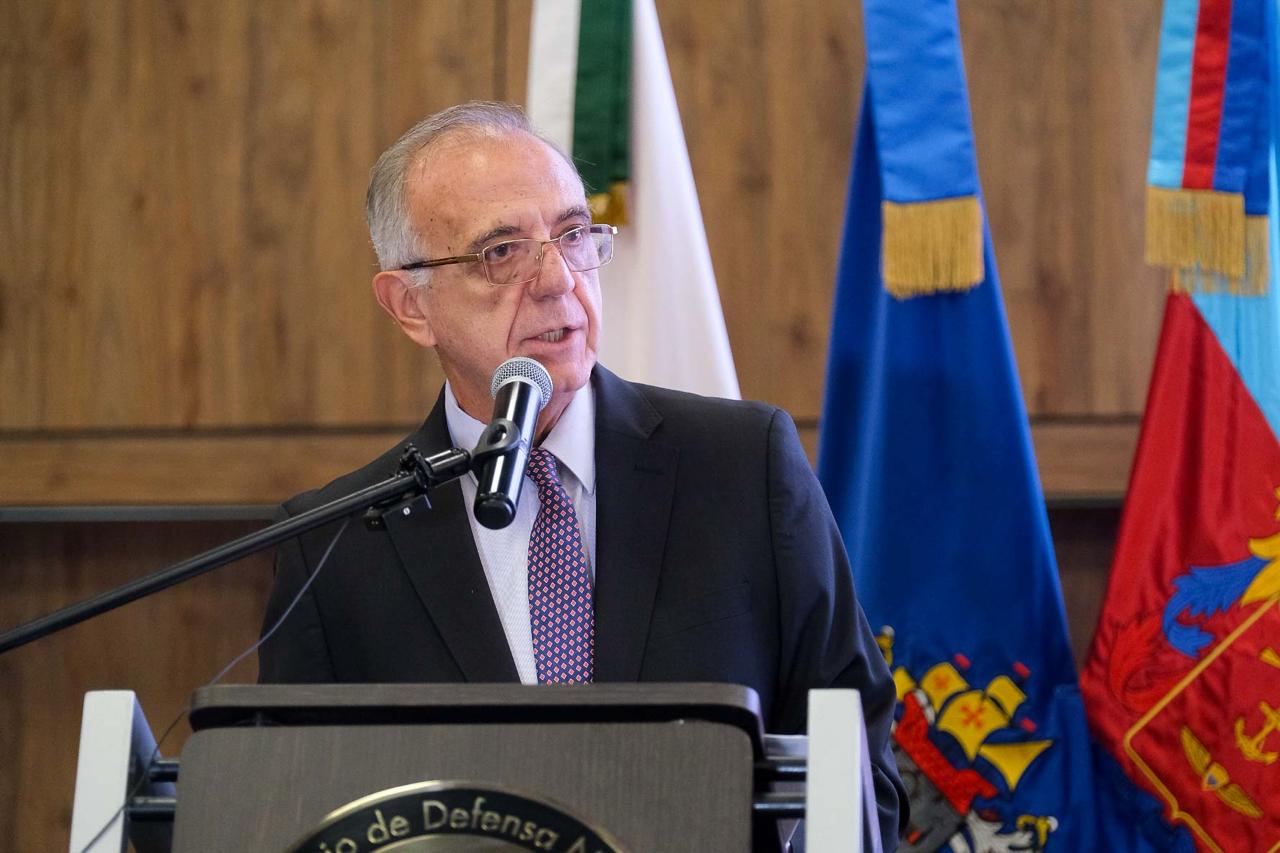 Ministro de Defensa, Iván Velásquez