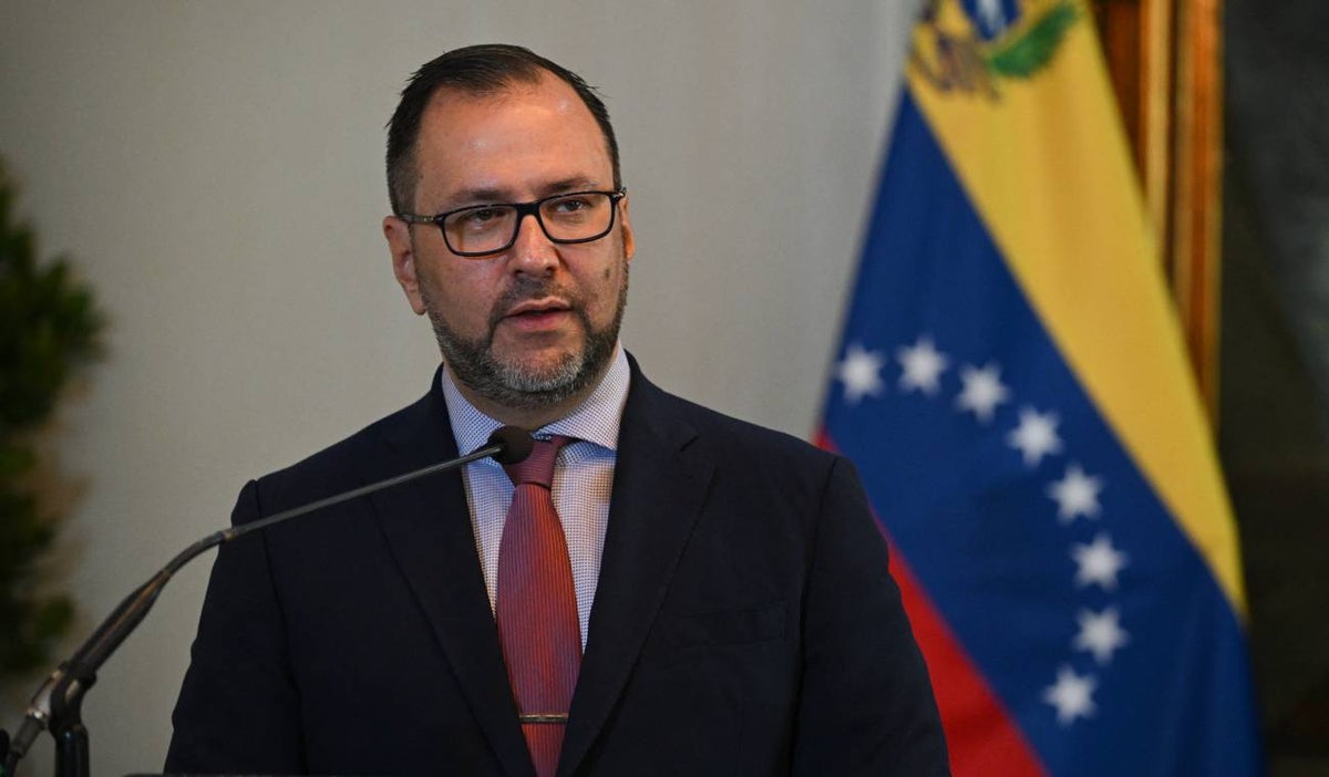 Canciller de Venezuela, Yvan Gil