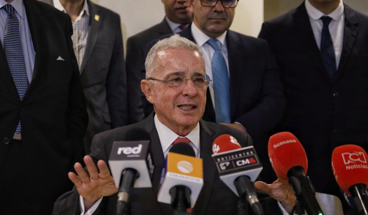 Álvaro Uribe