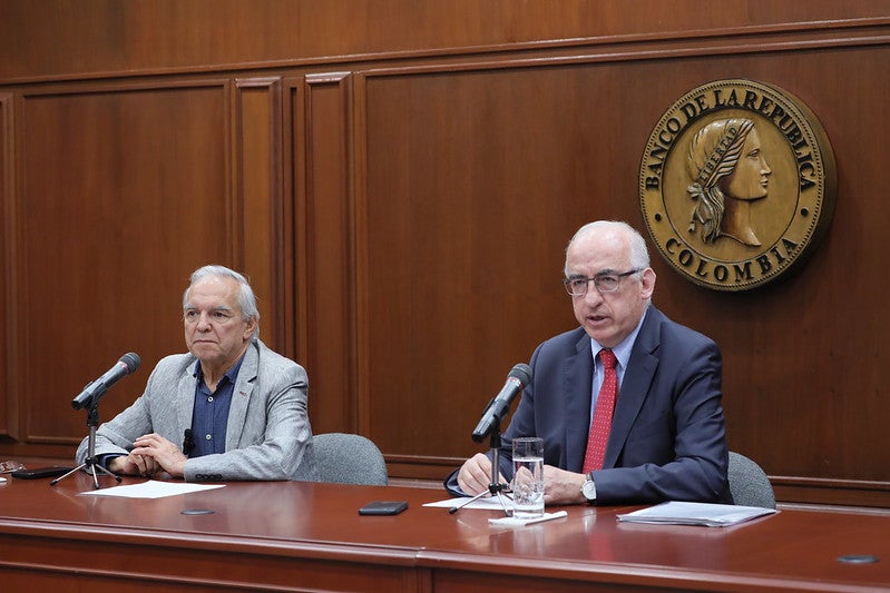 Ministro de Hacienda Ricardo Bonilla y Gerente general del Banrep Leonardo Villar