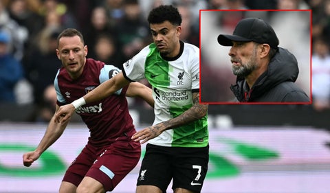 Luis Díaz y Klopp en el partido contra el West Ham