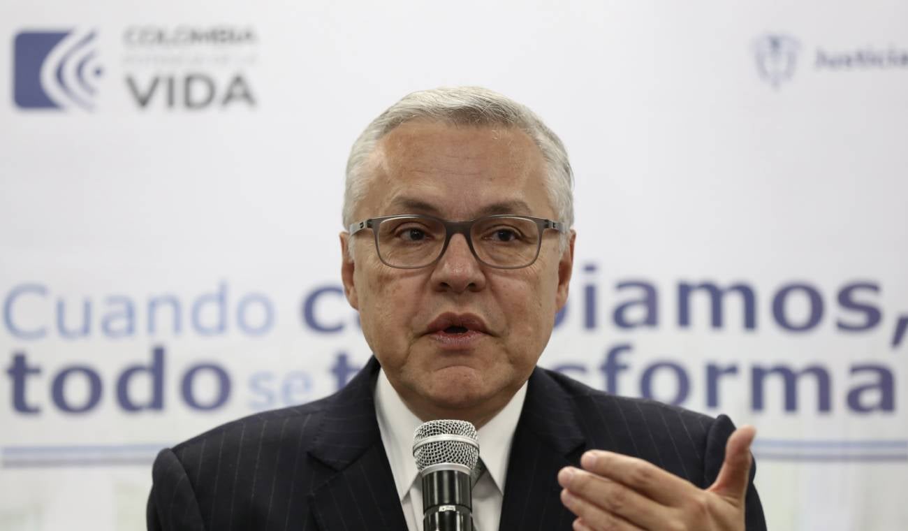 Néstor Osuna, ministro de Justicia