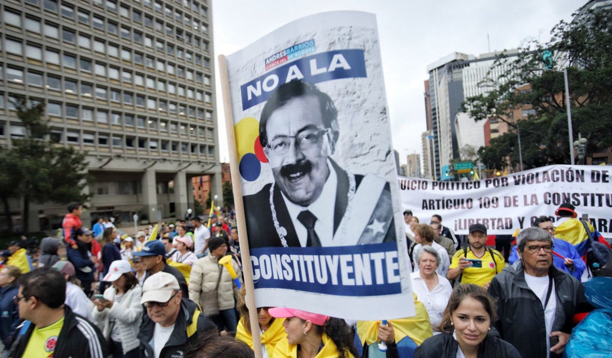 Protestas contra el Gobierno Petro: Pancartas protagonizan las marchas