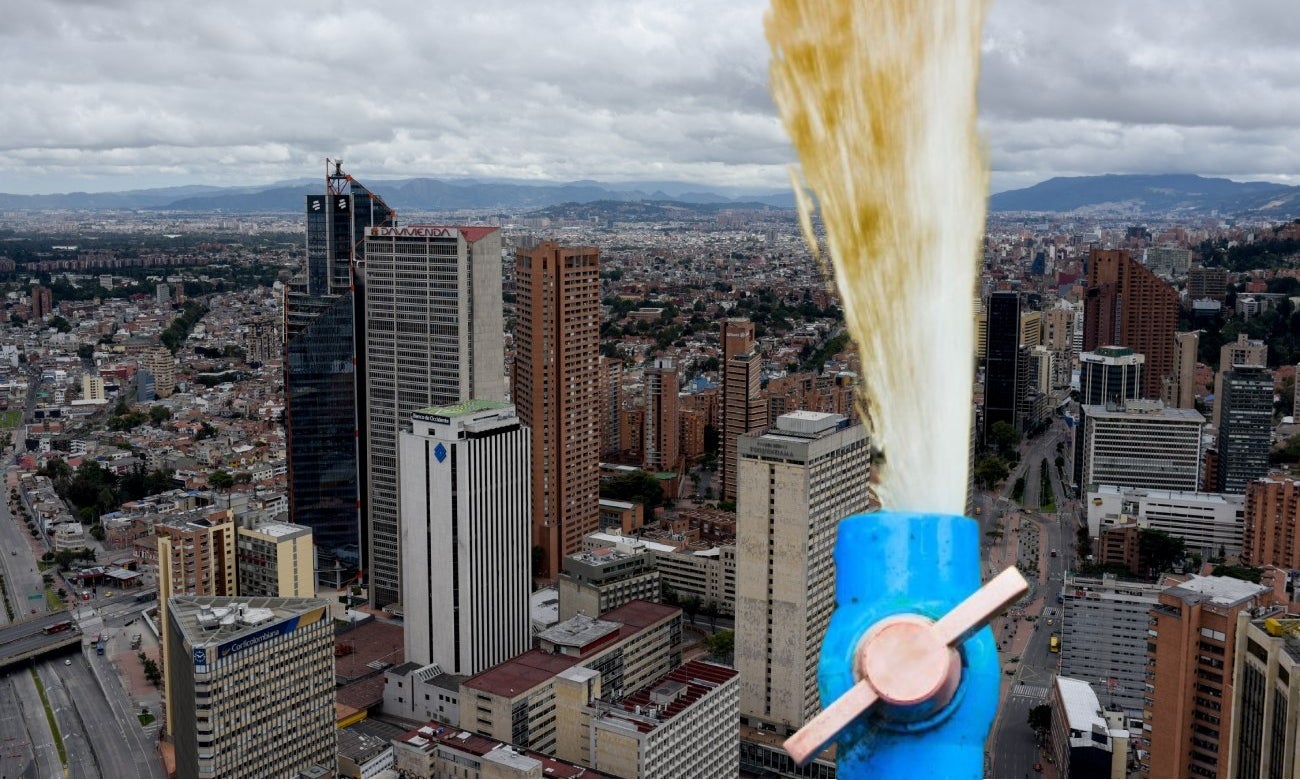 Empresa en Bogotá sorprendida robando agua de los hogares