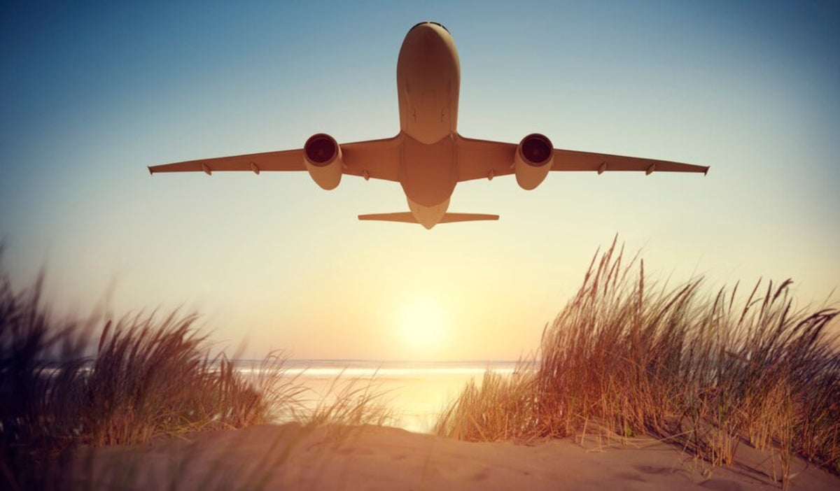 El Ministerio de Consumo de España multa a aerolíneas por prácticas abusivas