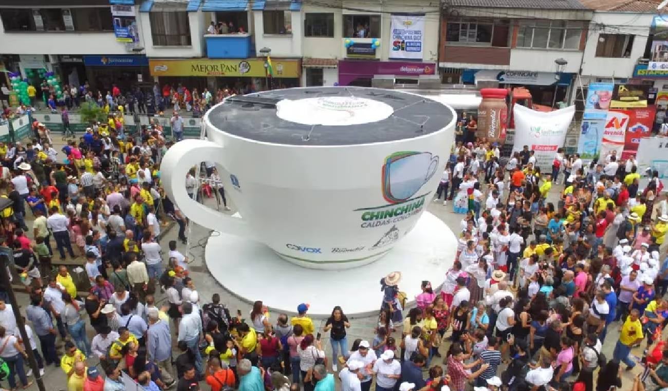 La taza de café más grande del mundo