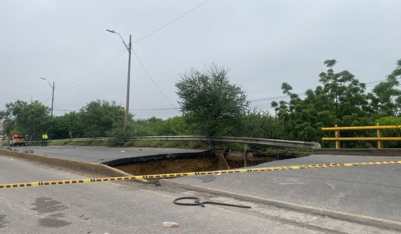 Colapso de un puente en Soledad