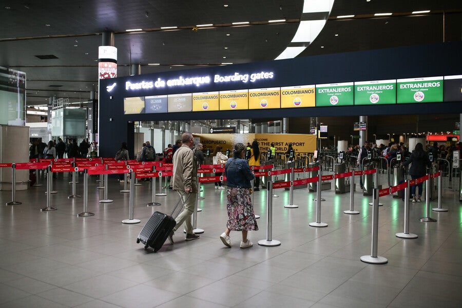 Pasajeros aeropuerto El Dorado
