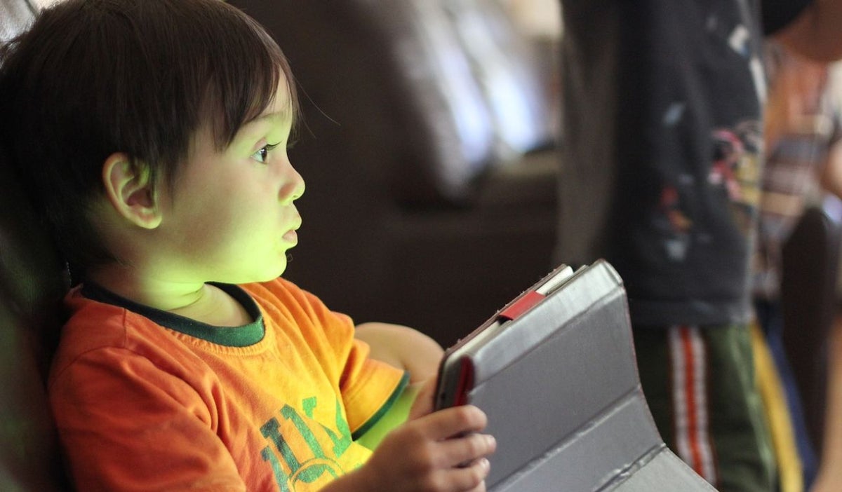 Consejos para padres sobre el uso del internet en niños