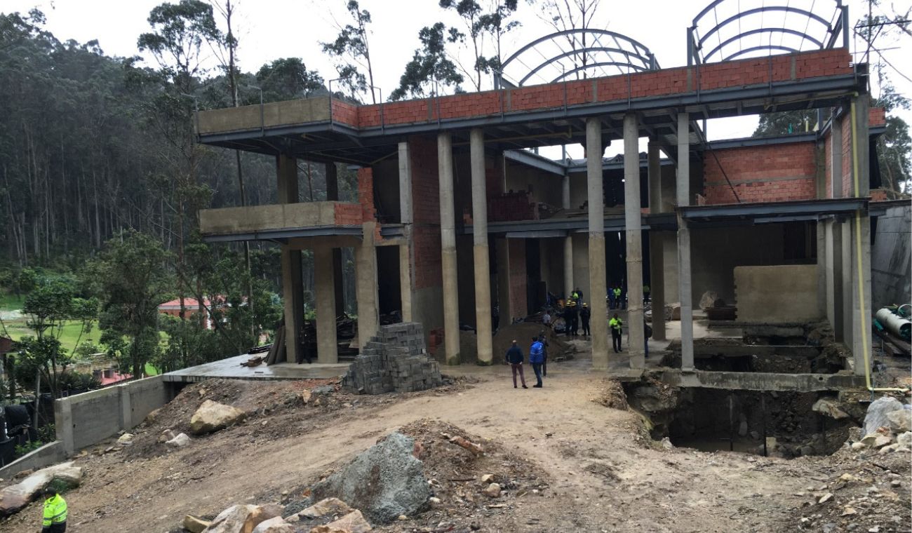Construcción Ilegal en los cerros
