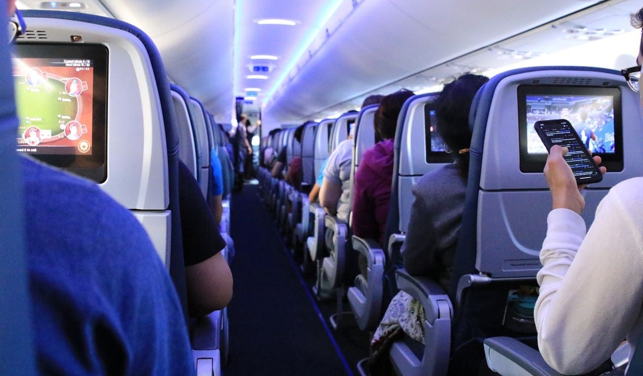 El interior de un avión