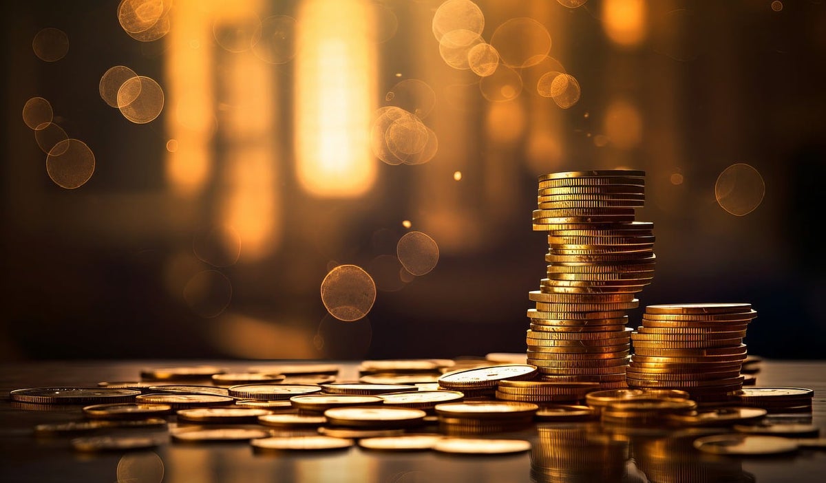 ¿Cómo se financiaría propuesta de la mesada 14?