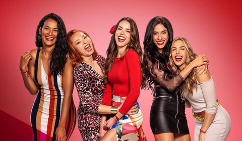 Elenco femenino Rojo Carmesí