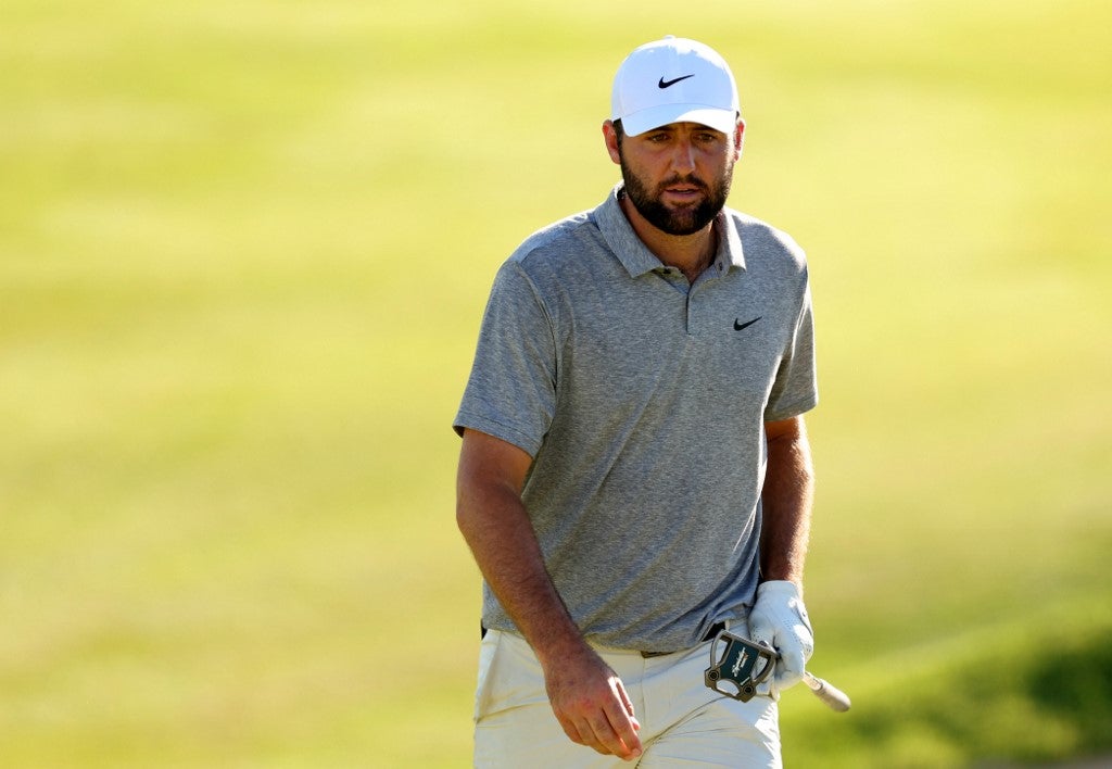 ollin Morikawa y Xander Schauffele empatan en el liderato del Campeonato de la PGA tras una tercera ronda intensa en Kentucky.