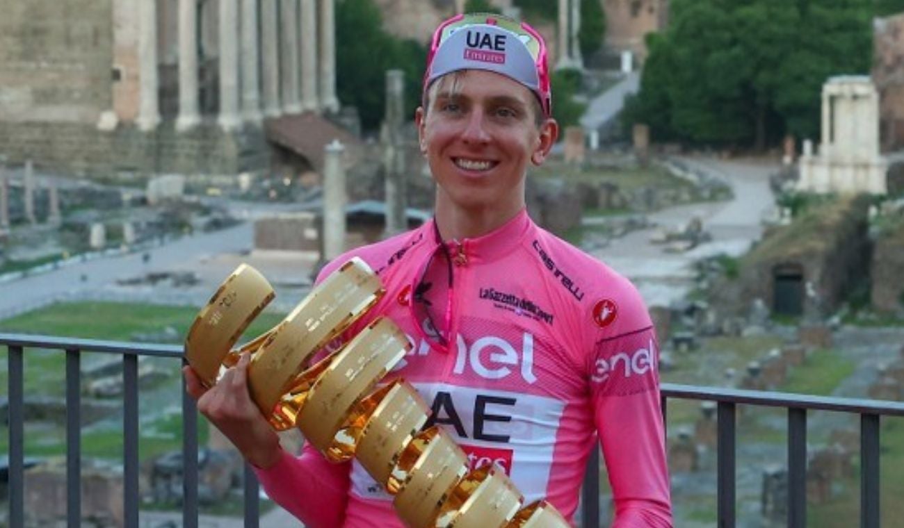 Tadej Pogacar - Giro de Italia