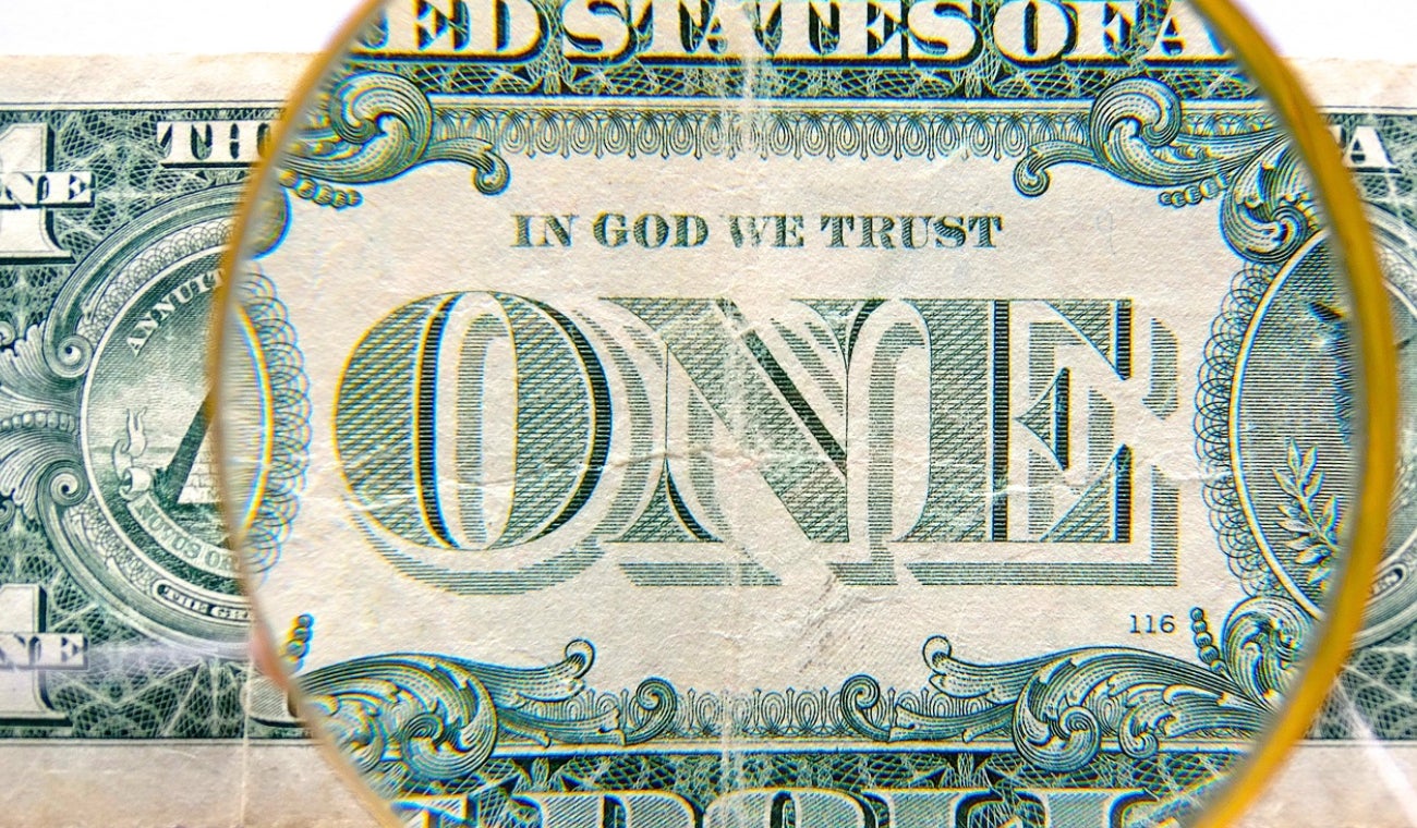 El billete de un dólar con número de serie negro que vale una fortuna