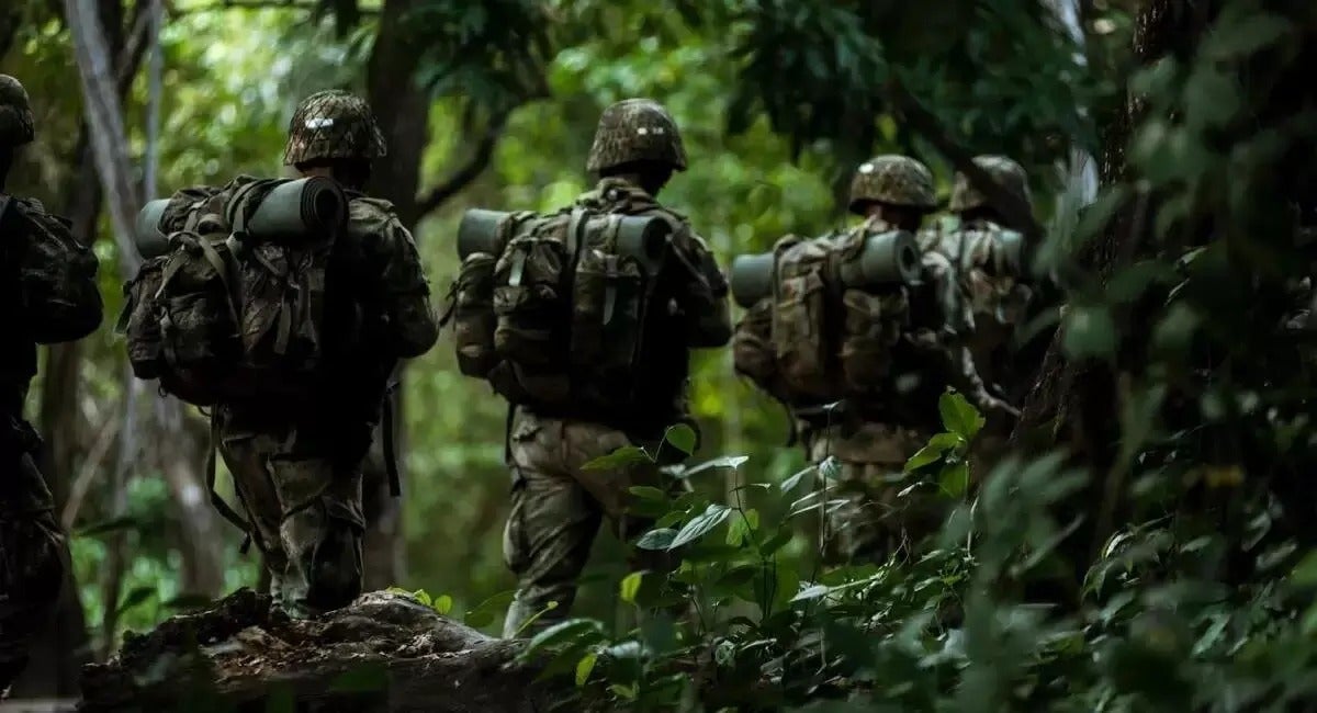 Dos soldados muertos y dos heridos deja ataque a unidad militar en Silvia, Cauca