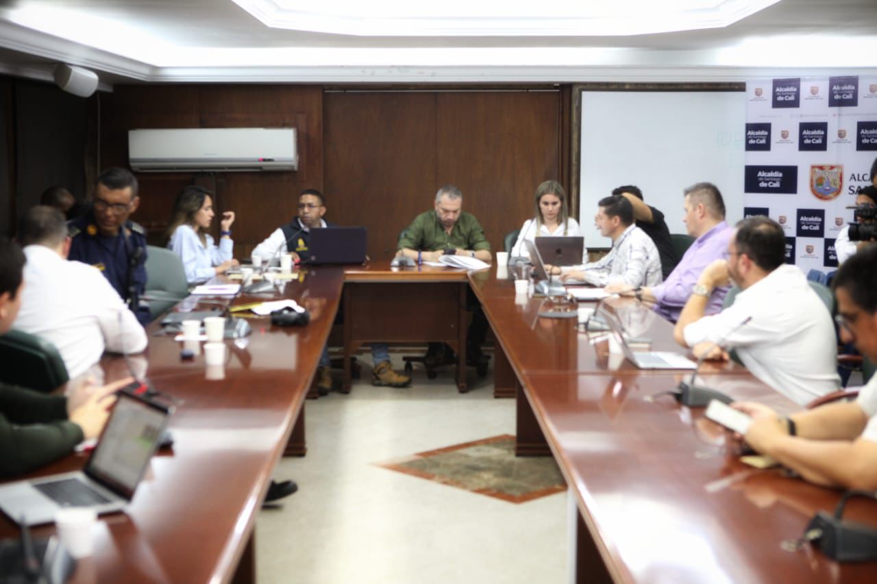El alcalde de Cali presidió la instalación del PMU en el CAM
