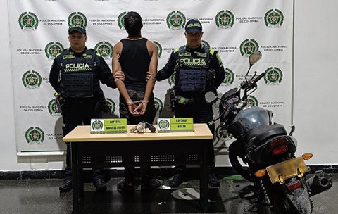 Capturan a hijo de exfutbolista Iván René Valenciano