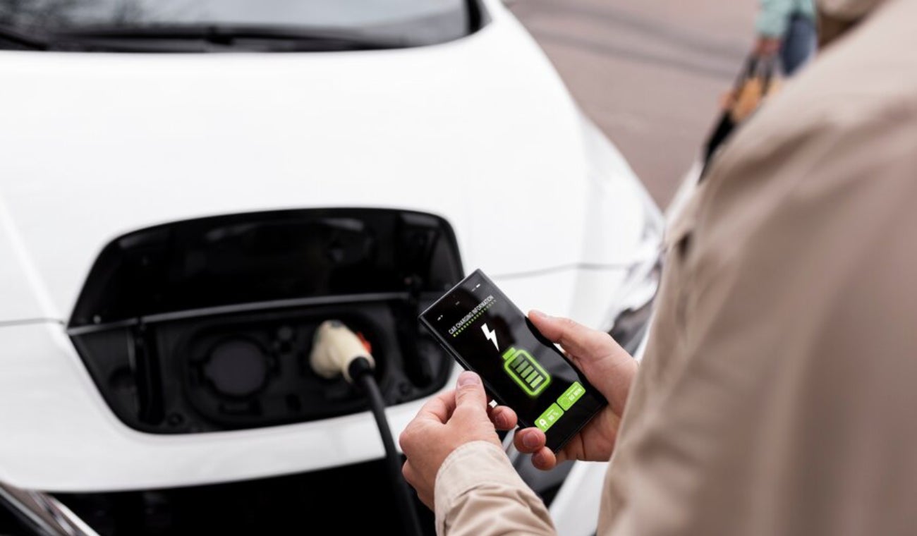 Estación de carga para vehículos eléctricos en Titán Plaza