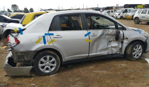 Carro accidentado