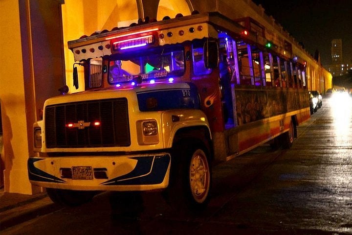 Chiva rumbera en Cartagena