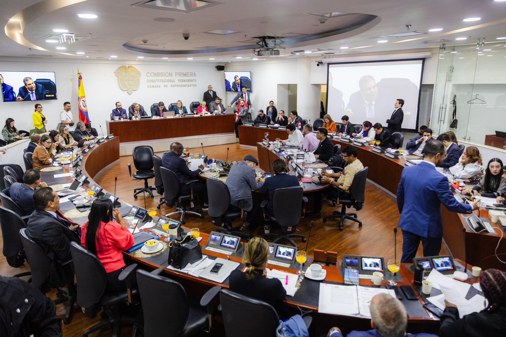 Comisión Primera de la Cámara.