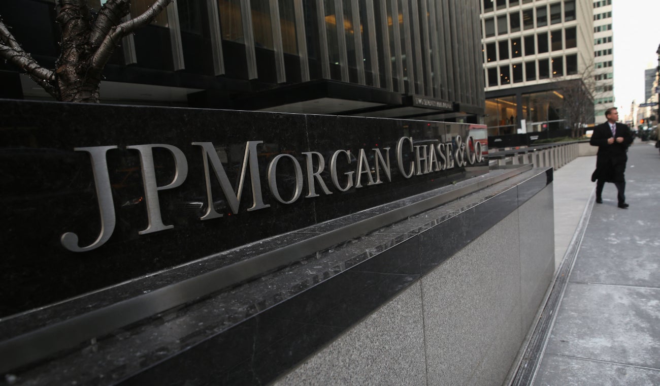 JP Morgan critica recorte en presupuesto colombiano