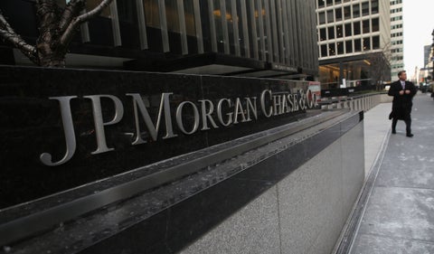 JP Morgan critica recorte en presupuesto colombiano