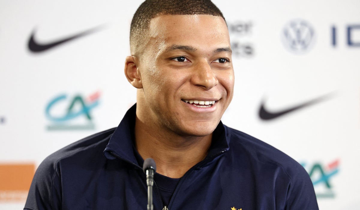 Camisetas de Kylian Mbappé en Real Madrid