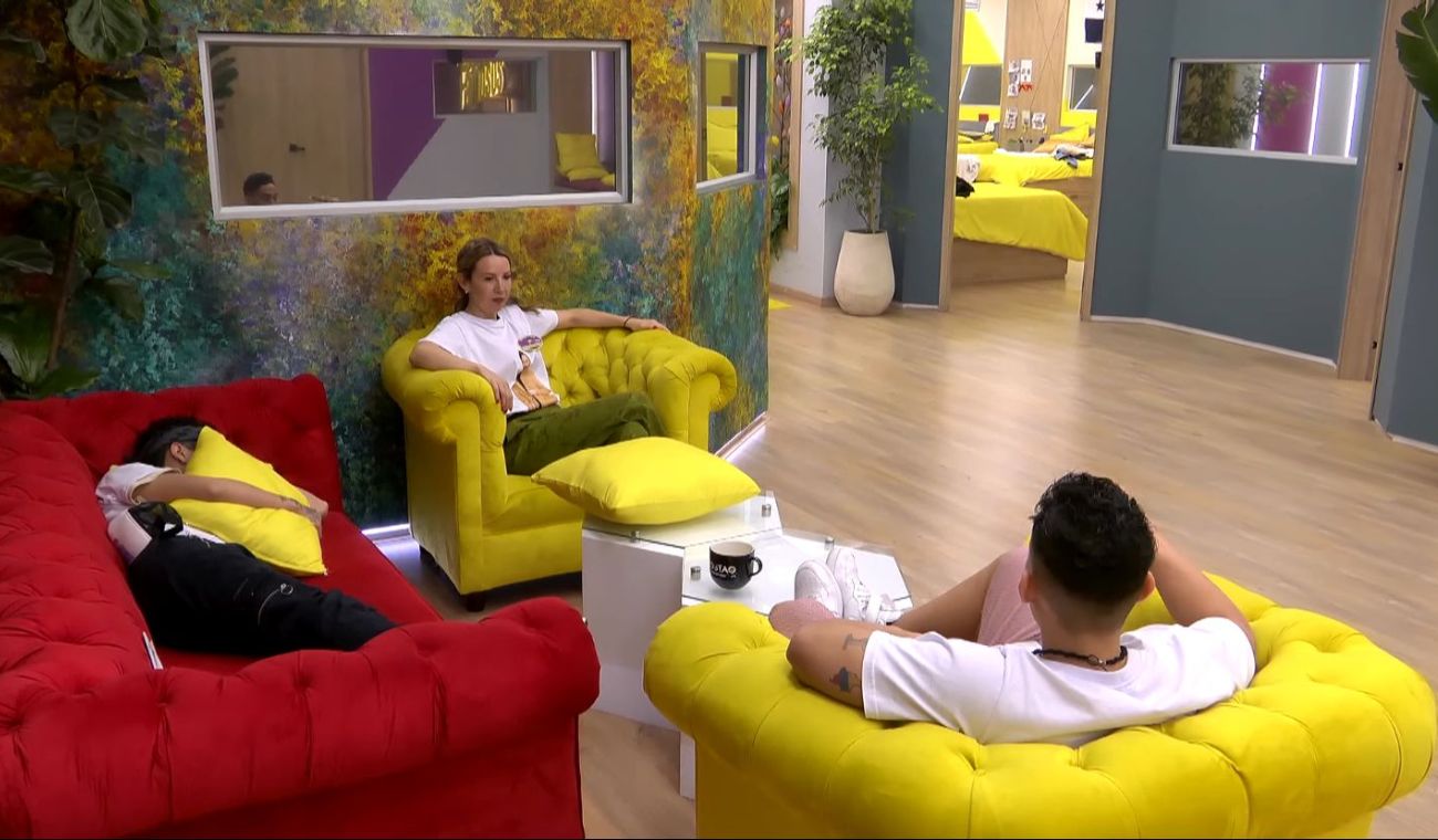 'La casa de los famosos': Alfredo Redes elogia a Mafe Walker: “Te ves más simpática"