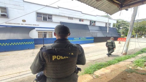 Policía de Robles