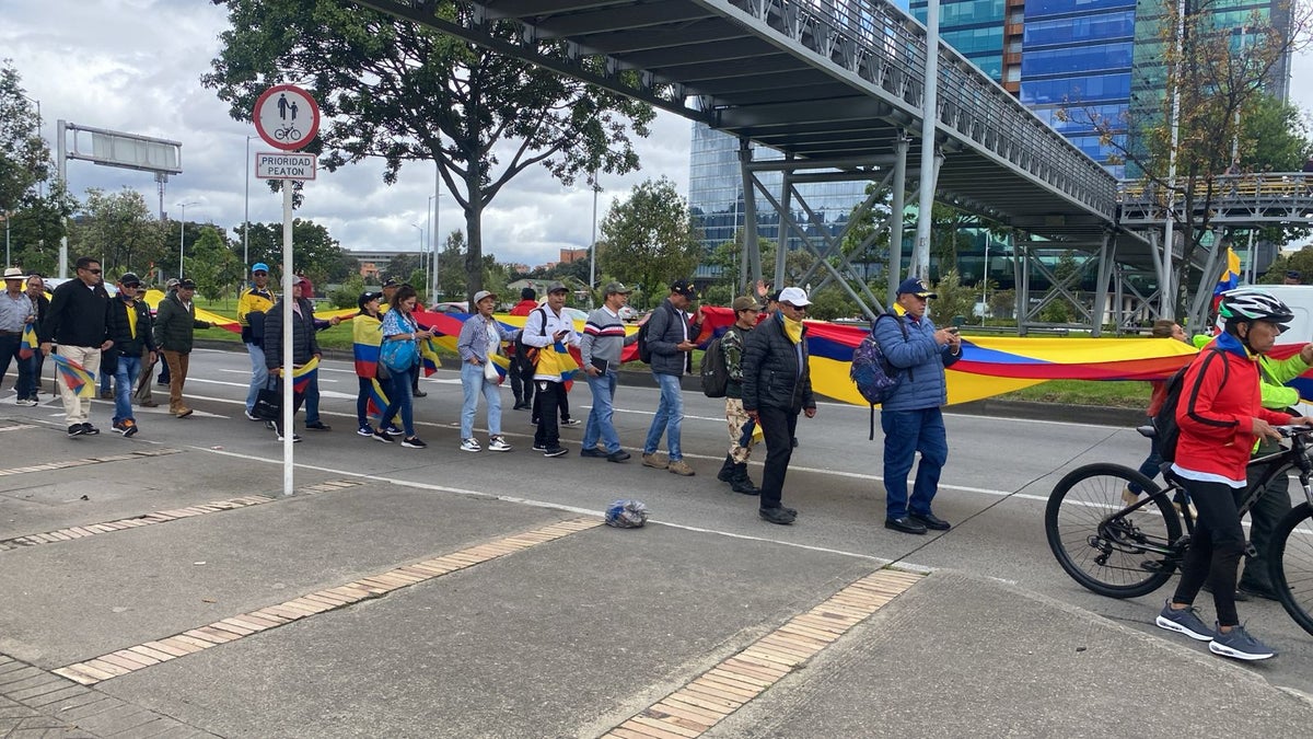 Reserva activa protestó en rechazo de atención a familias palestinas y ex combatientes en el Hospital Militar