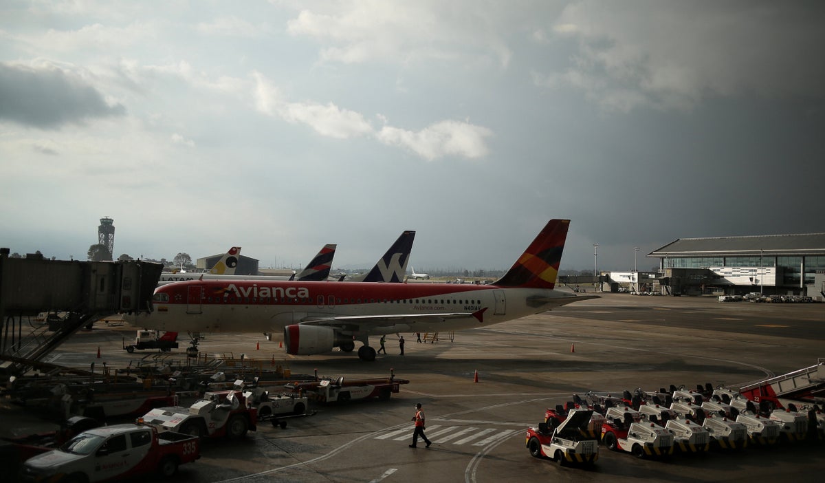 Tránsito de pasajeros por avión