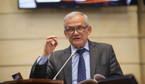 Carlos Ramón González
