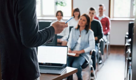 Carreras en Colombia que no necesitan homologación en España