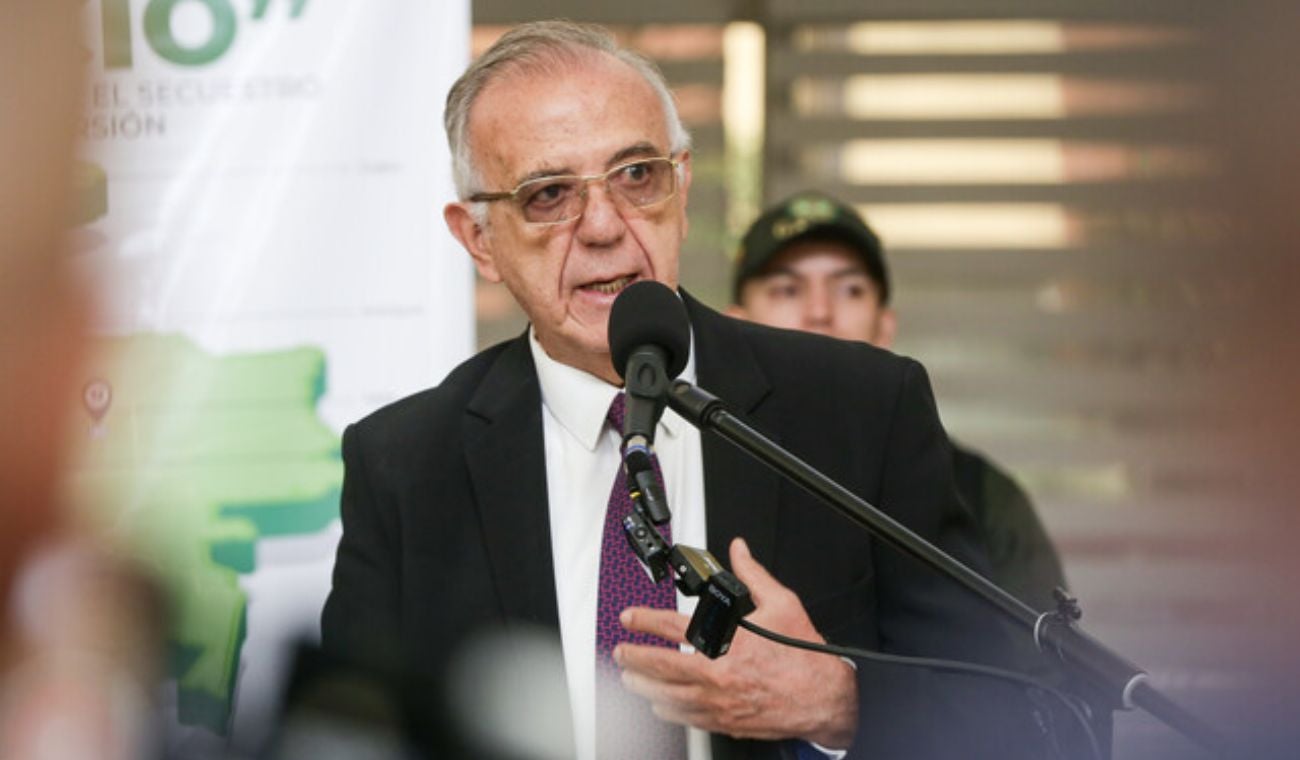 Iván Velásquez Ministro de Defensa