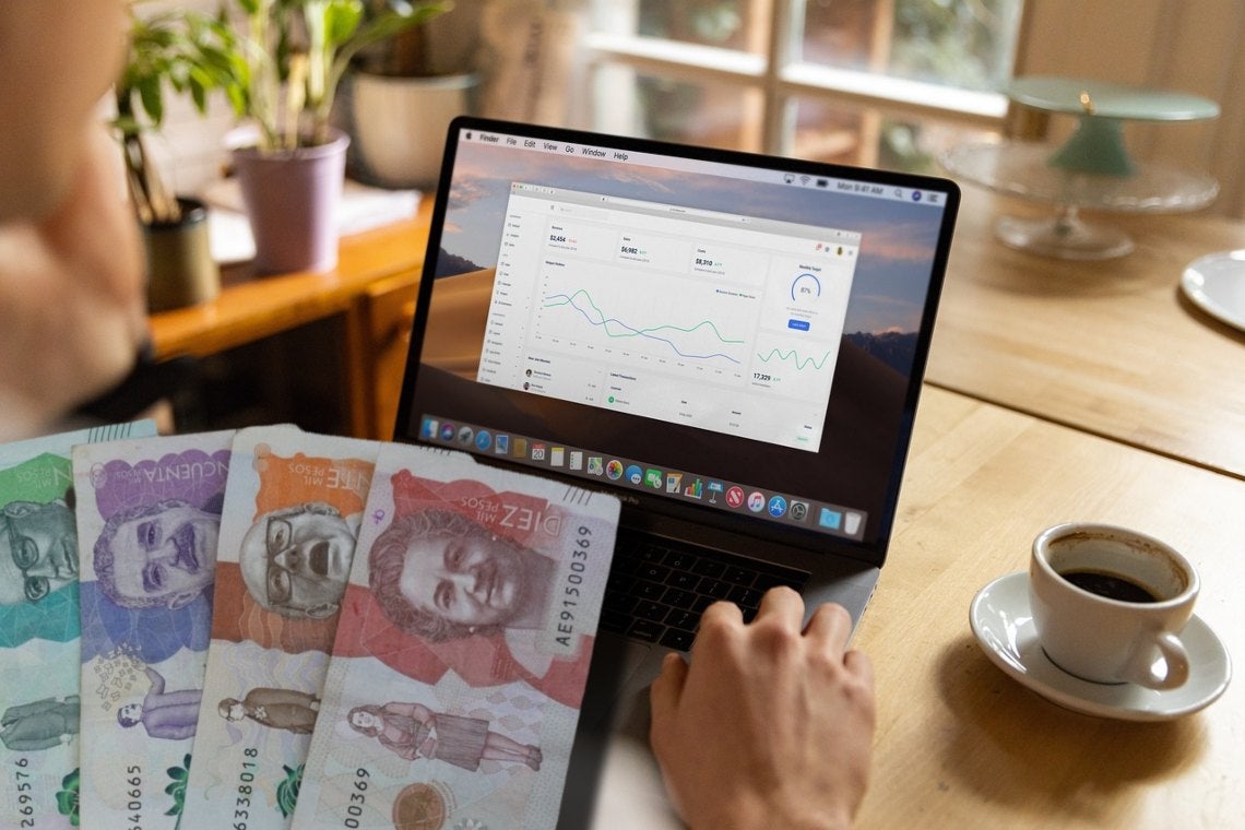 Trabajo pesos colombianos