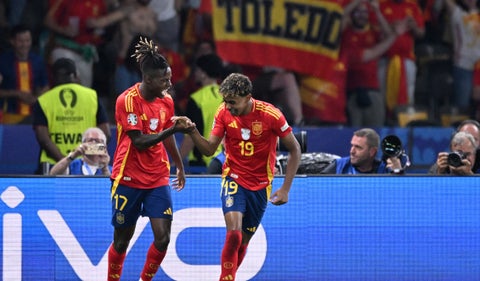 Gol de Nico Williams de España