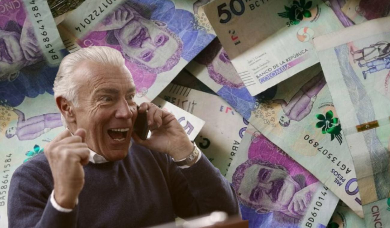 Billetes y adulto mayor celebrando