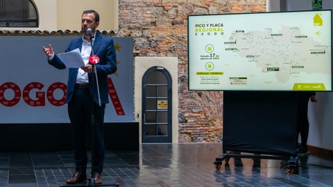 Carlos Fernando Galán y el nuevo pico y placa para los puentes festivos
