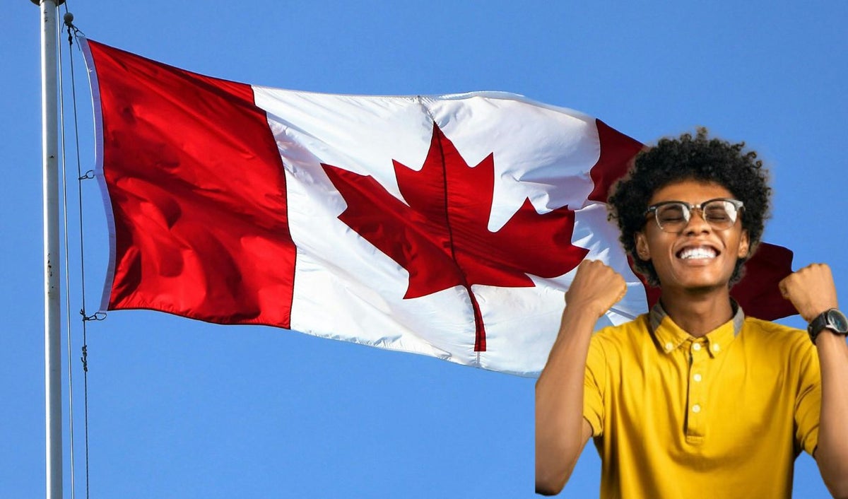 Bandera de Canadá y persona feliz