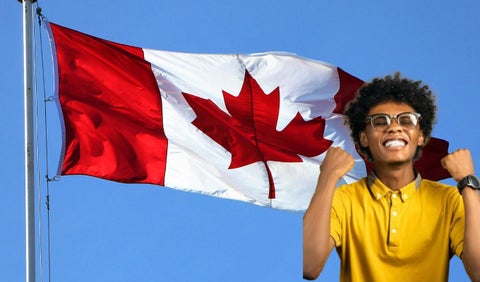 Bandera de Canadá y persona feliz