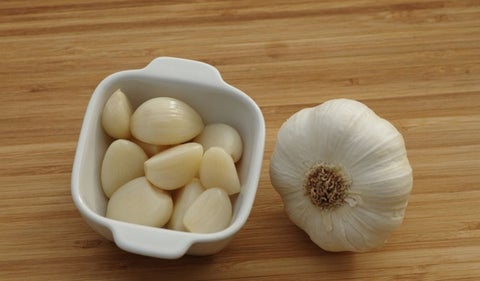 5 beneficios de consumir ajo crudo