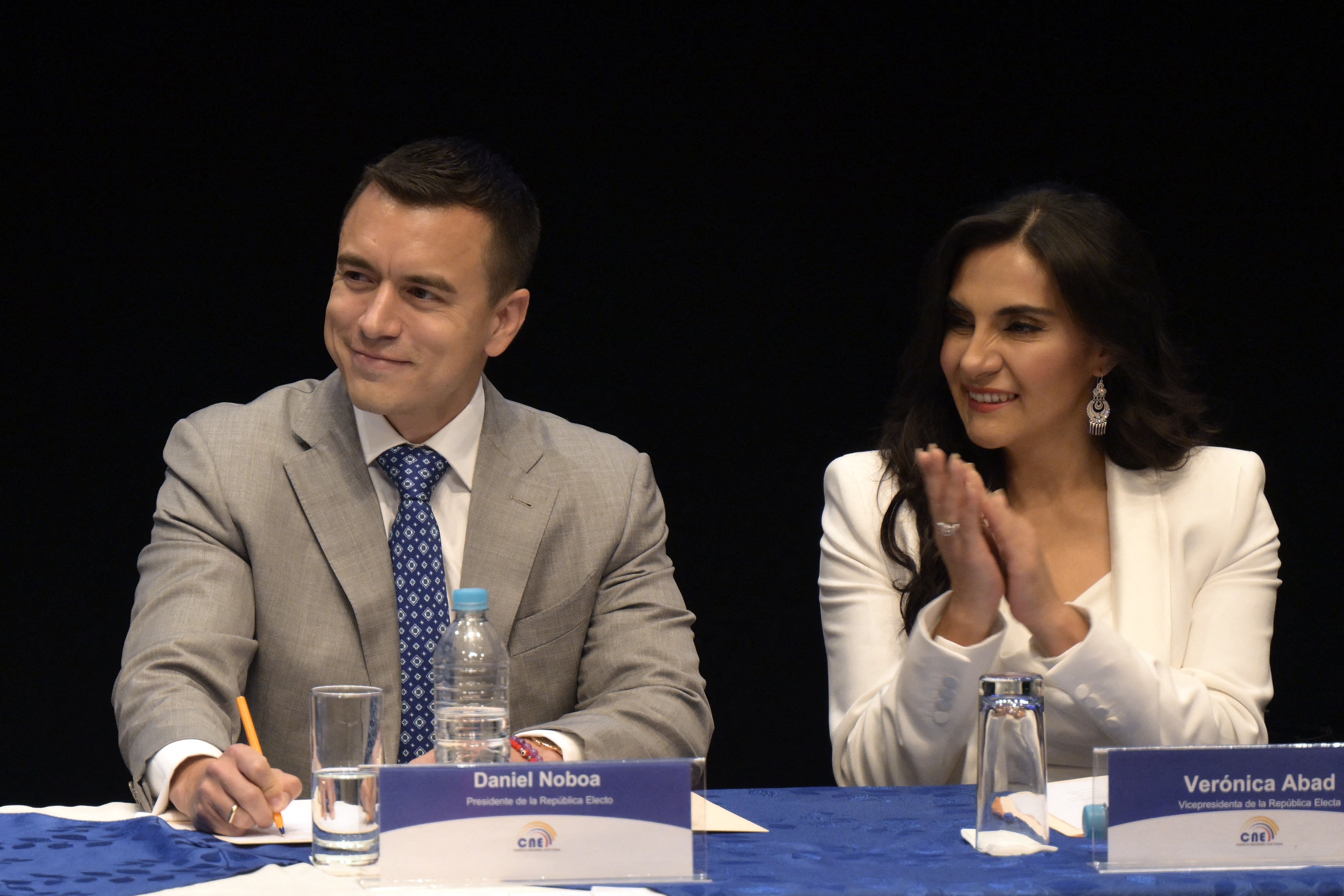 Presidente y vicepresidente de Ecuador, Daniel Noboa y Verónica Abad